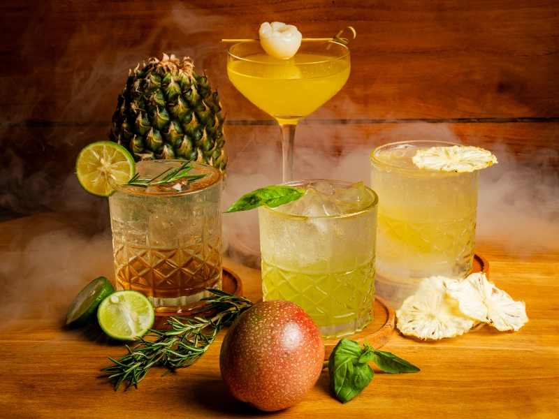 HAPPY HOURS